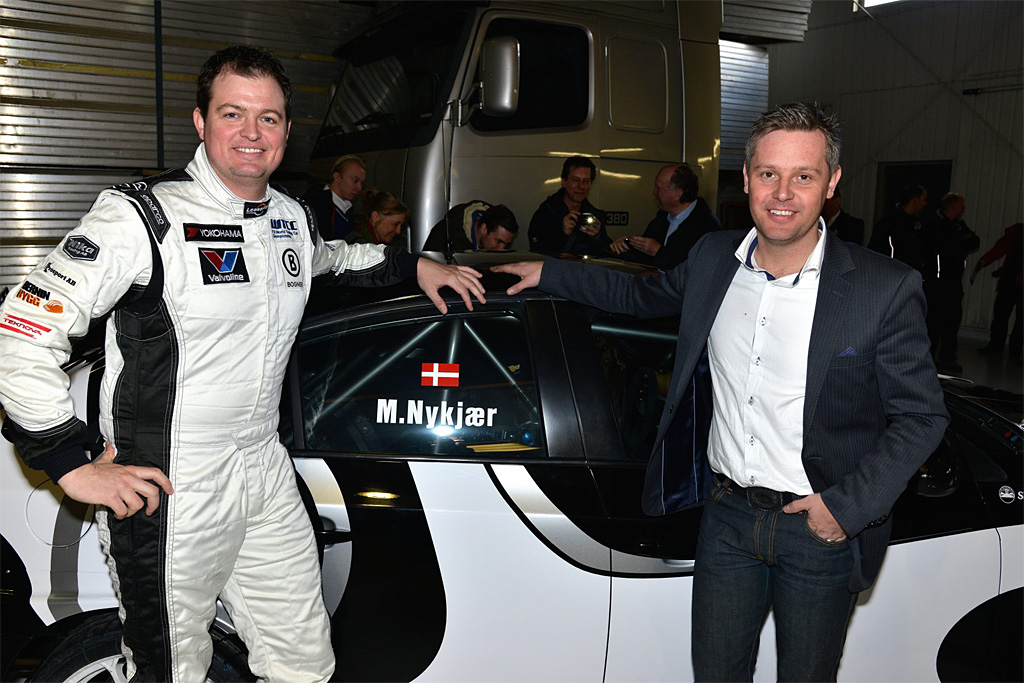 Michael Nykjær har kørt for Nicklas Karlsons NIKA Racing i et år nu. I 2012 blev han nummer tre i det svenske mesterskab, STCC, med denne bil, der nu er opgraderet til 2013-specifikationer
(Foto: Michael Eisenberg)